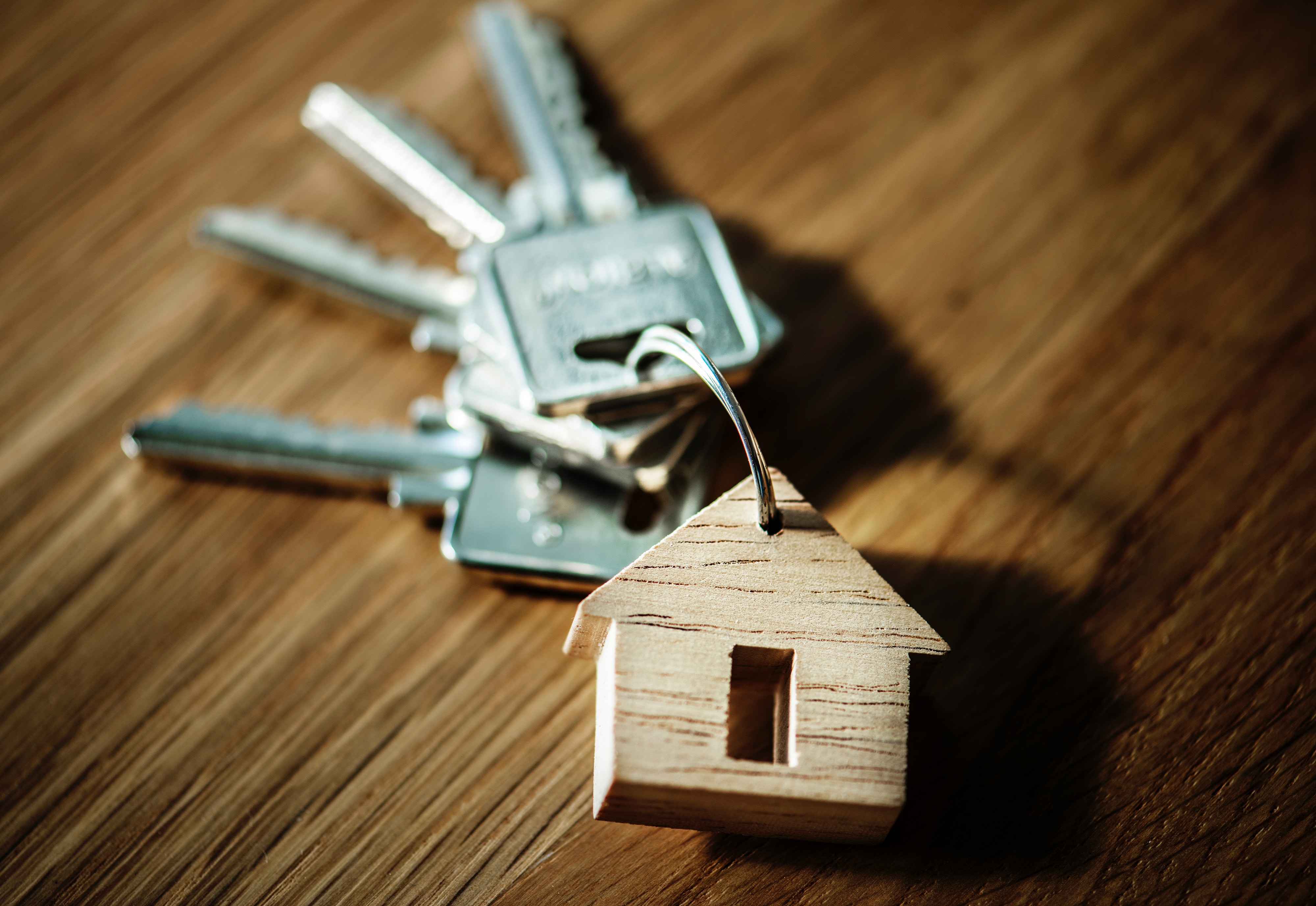 6 Great Gift Ideas for Closing with Buyers